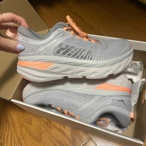 hoka bondi 7-NO OFFERS ACCEPTED